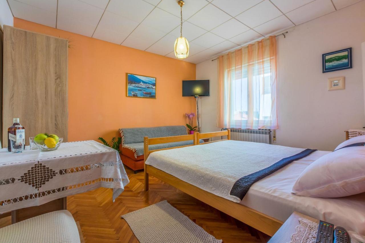 Apartment Antic S Crikvenica Luaran gambar