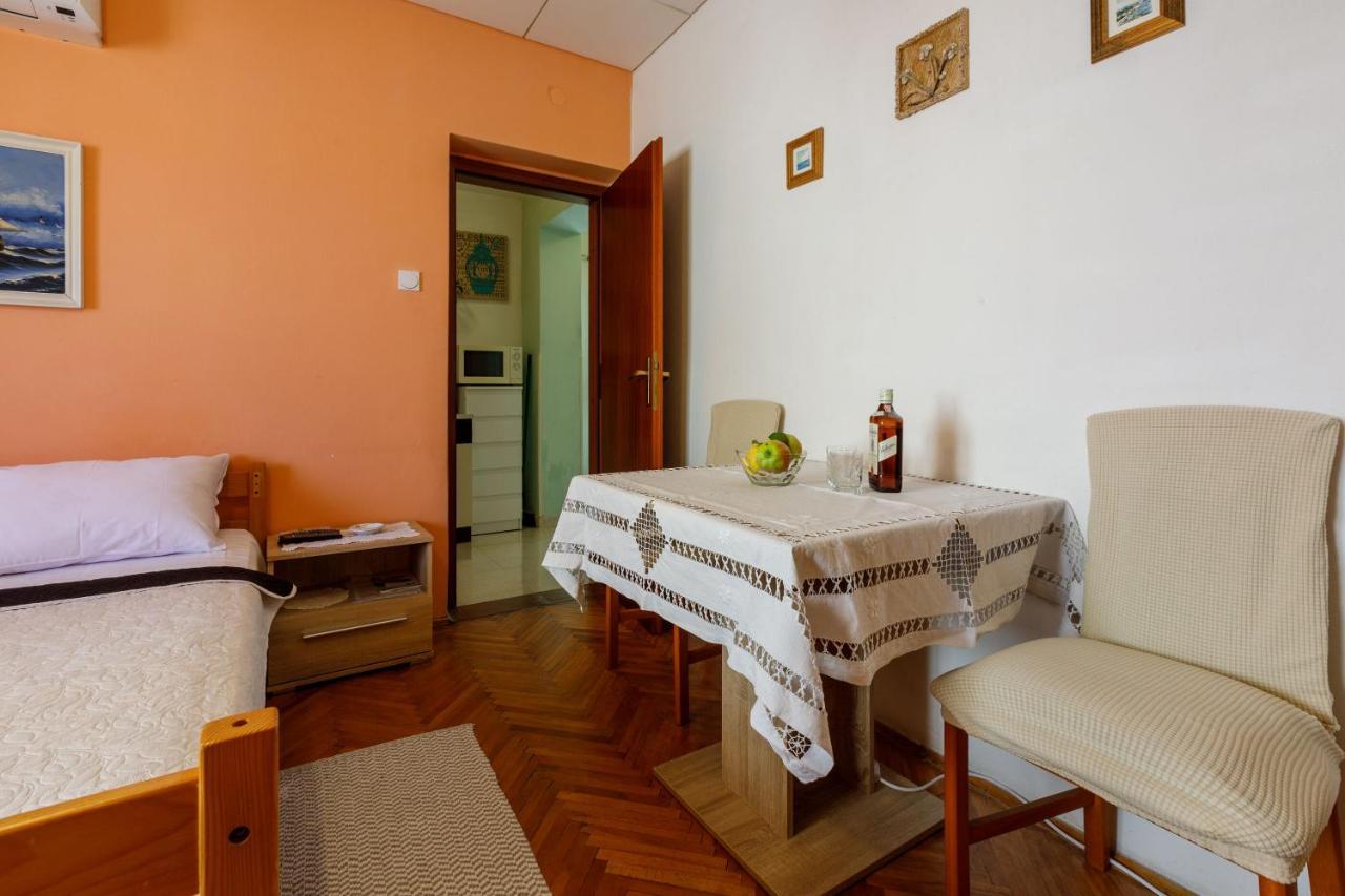 Apartment Antic S Crikvenica Luaran gambar